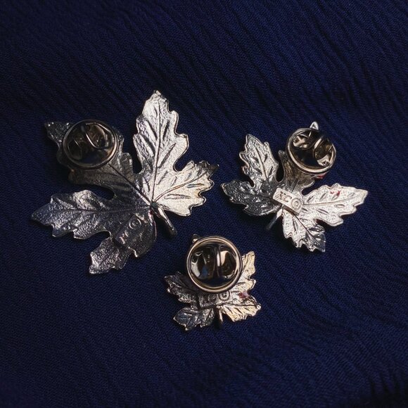 Set of 3 Red Orange Ombre Enamel Fall Autumn Leaf Silver Tone Scatter Tack Pins - Picture 7 of 12